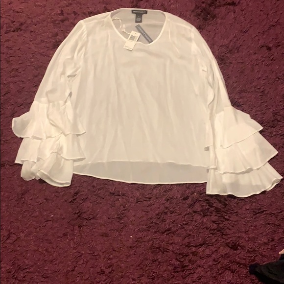 Chelsea & Theodore Tops - NWT Chelsea & Theodore white blouse with ruffles